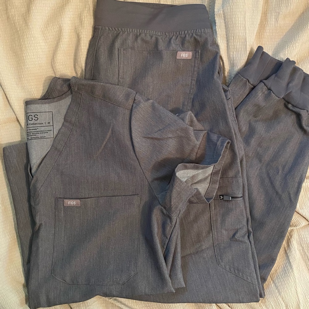 Figs heathered gray